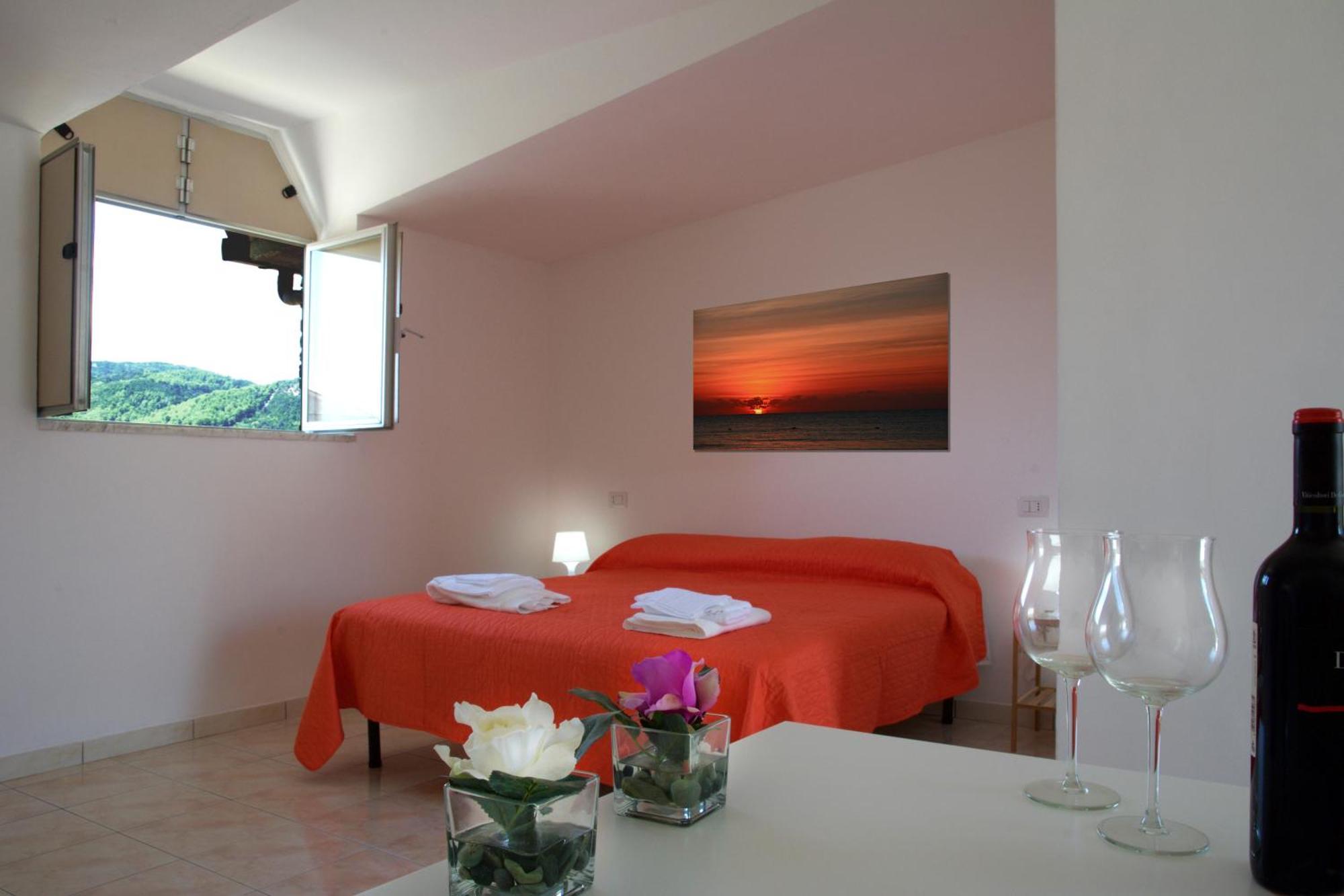 B&B Selene Castelnuovo Cilento ภายนอก รูปภาพ