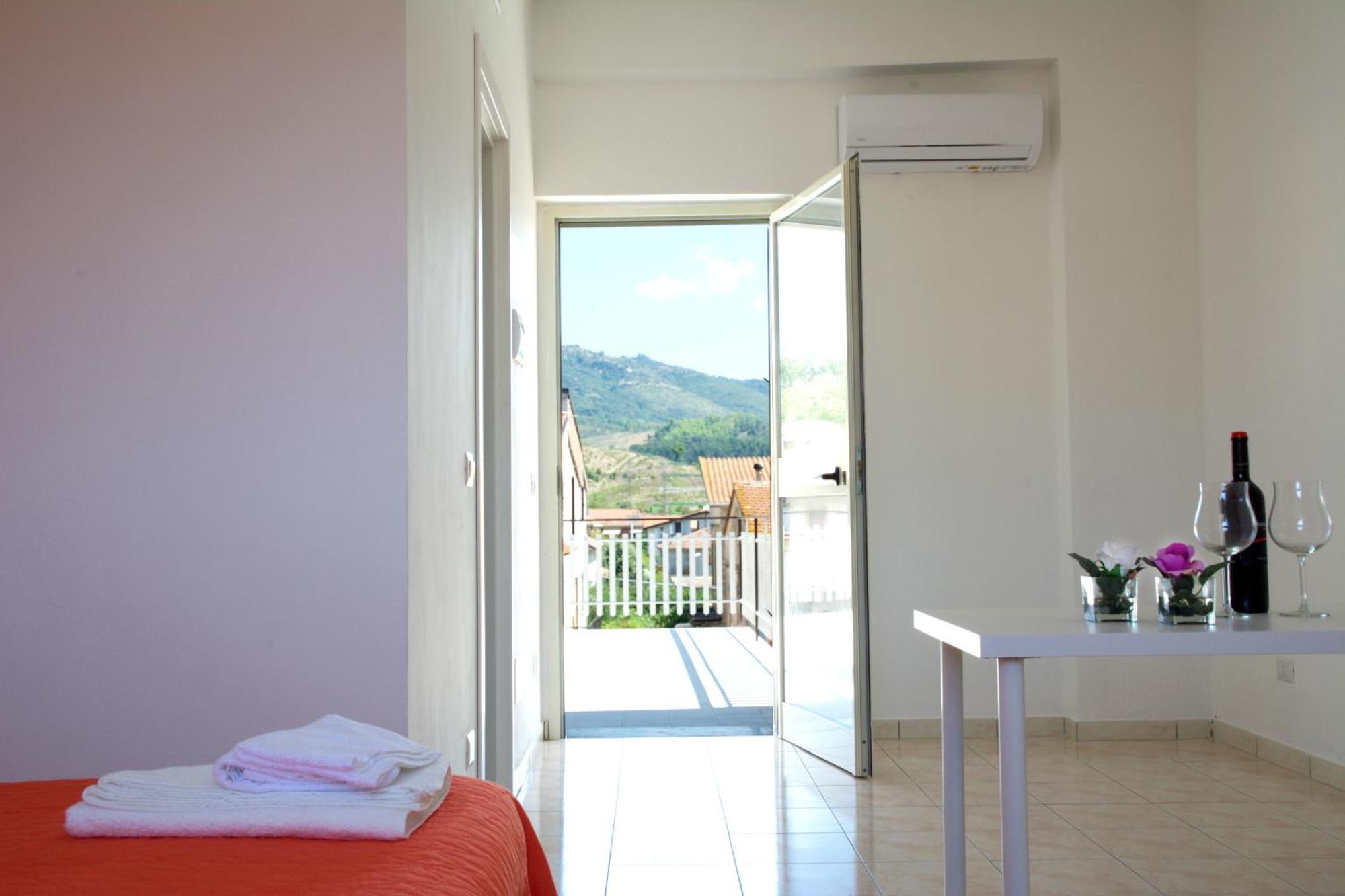 B&B Selene Castelnuovo Cilento ภายนอก รูปภาพ